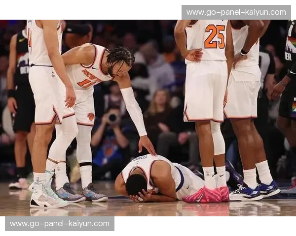 唐斯血染战袍拼至犯满，尼克斯双加时力克掘金