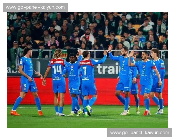 马竞连签卢克曼、门多萨和巴尔加斯，冬窗投入显著